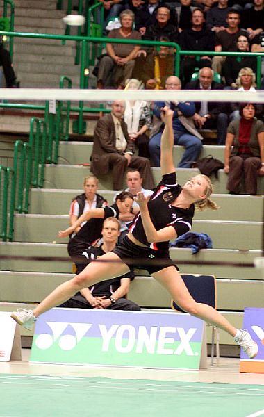 Carola Bott beim Badminton-Länderspiel Deutschland - England in Wuppertal, Foto: Frank Kossiski